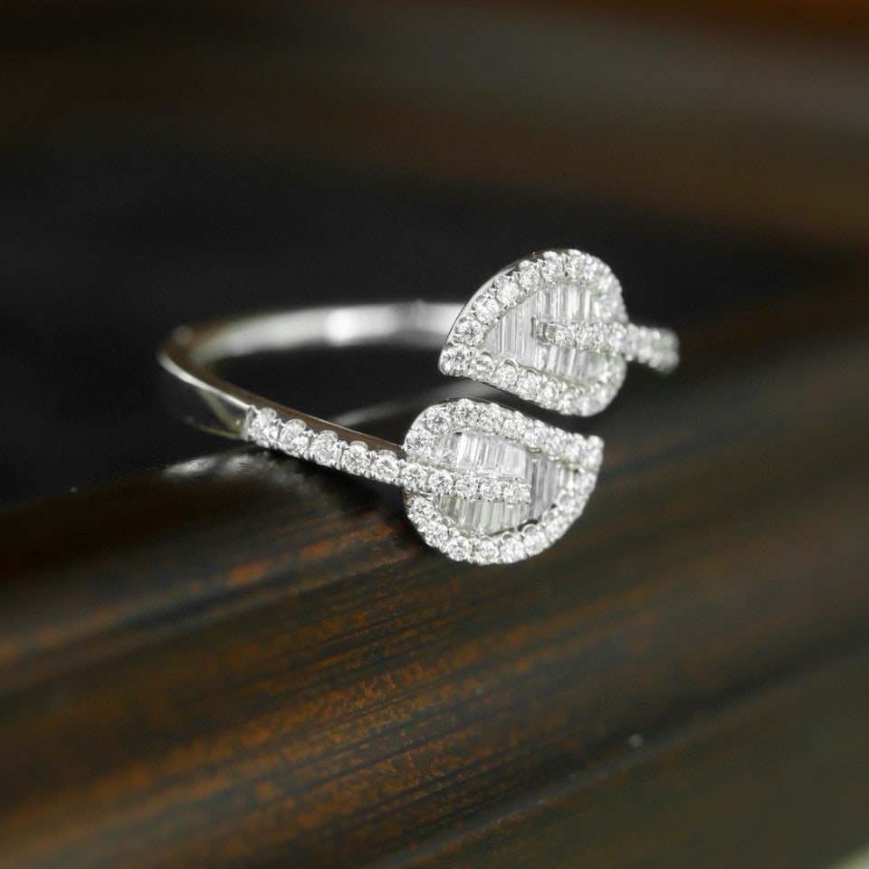 14k Gold 0.35 Ct Natural H Diamond Ring - 4