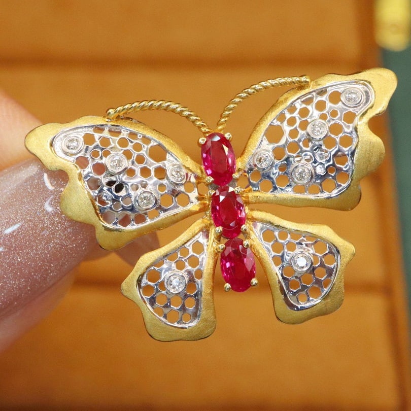 14k Gold 0.85 Ctw Natural Ruby & Diamond & Butterfly Brooch/pendant( Without Chain ) - 2