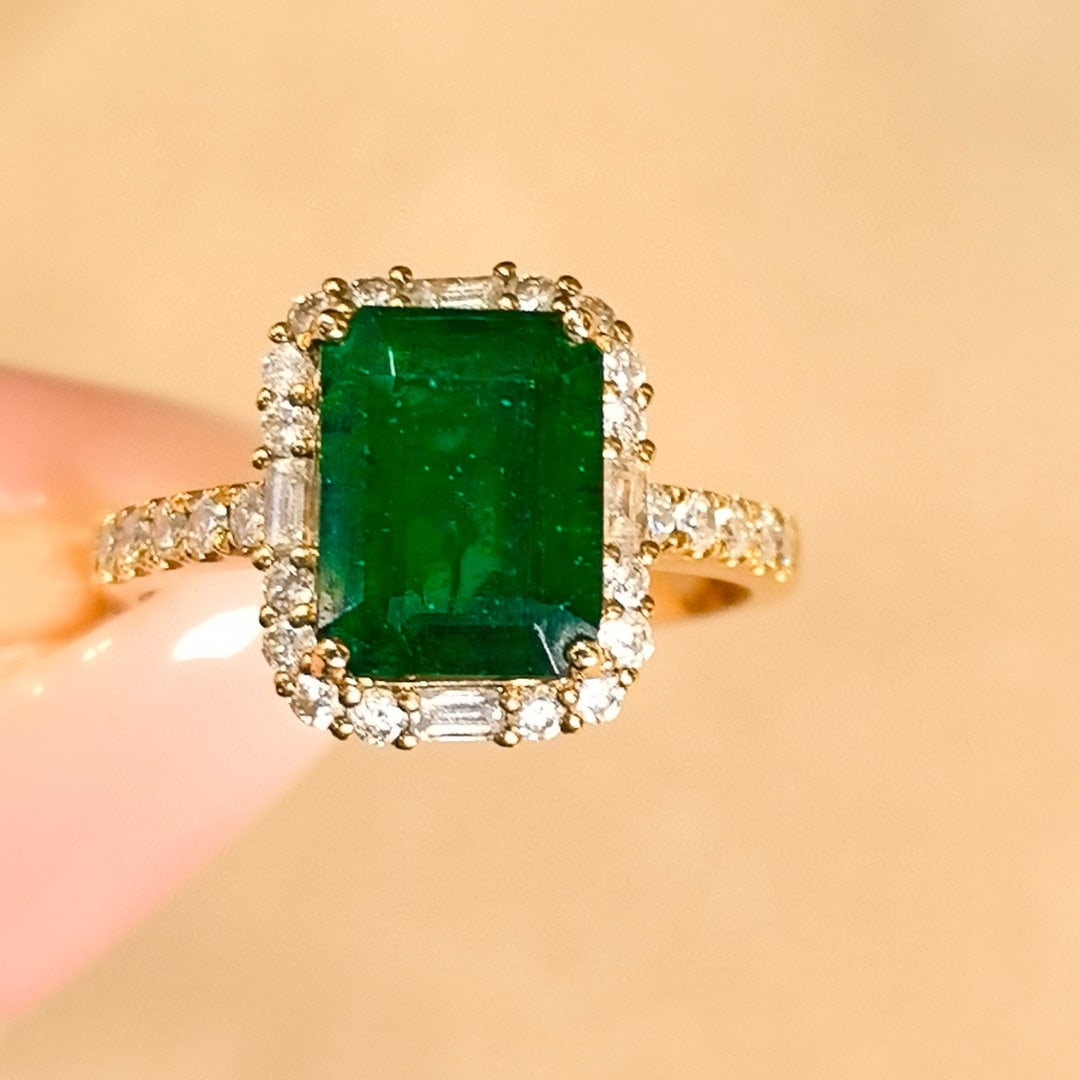 14k Gold 3.41 Ctw Vivid Green Natural Emerald & Diamond Ring - 2