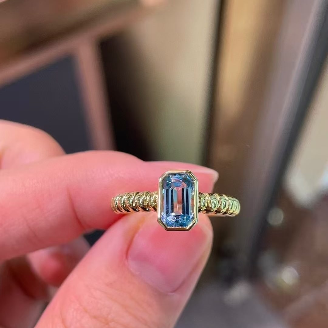 14k Gold 1.04 Ct Natural Aquamarine Ring - 2