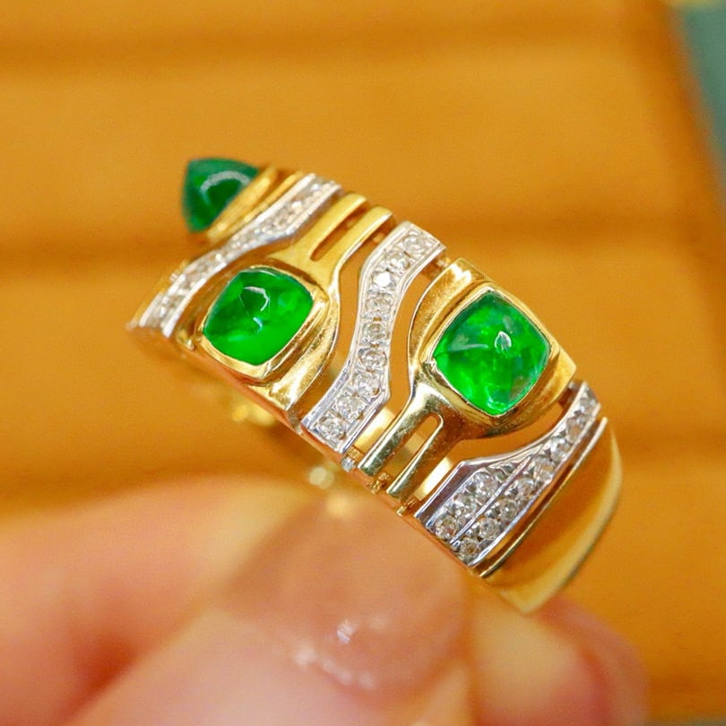 14k Gold 0.97 Ctw Vivid Green Natural Emerald & Diamond Ring - 2