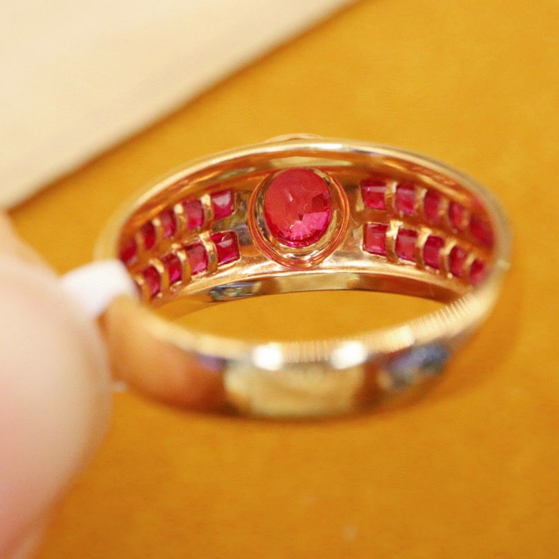 14k Gold 0.86 Ctw Natural Ruby & Diamond Ring - 4