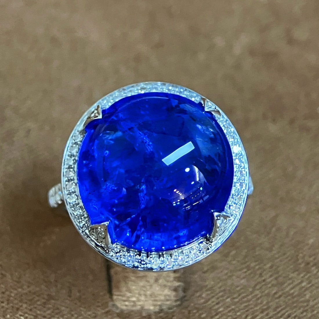 14k Gold 15.04 Ctw Natural Tanzanite & Diamond Ring - 2