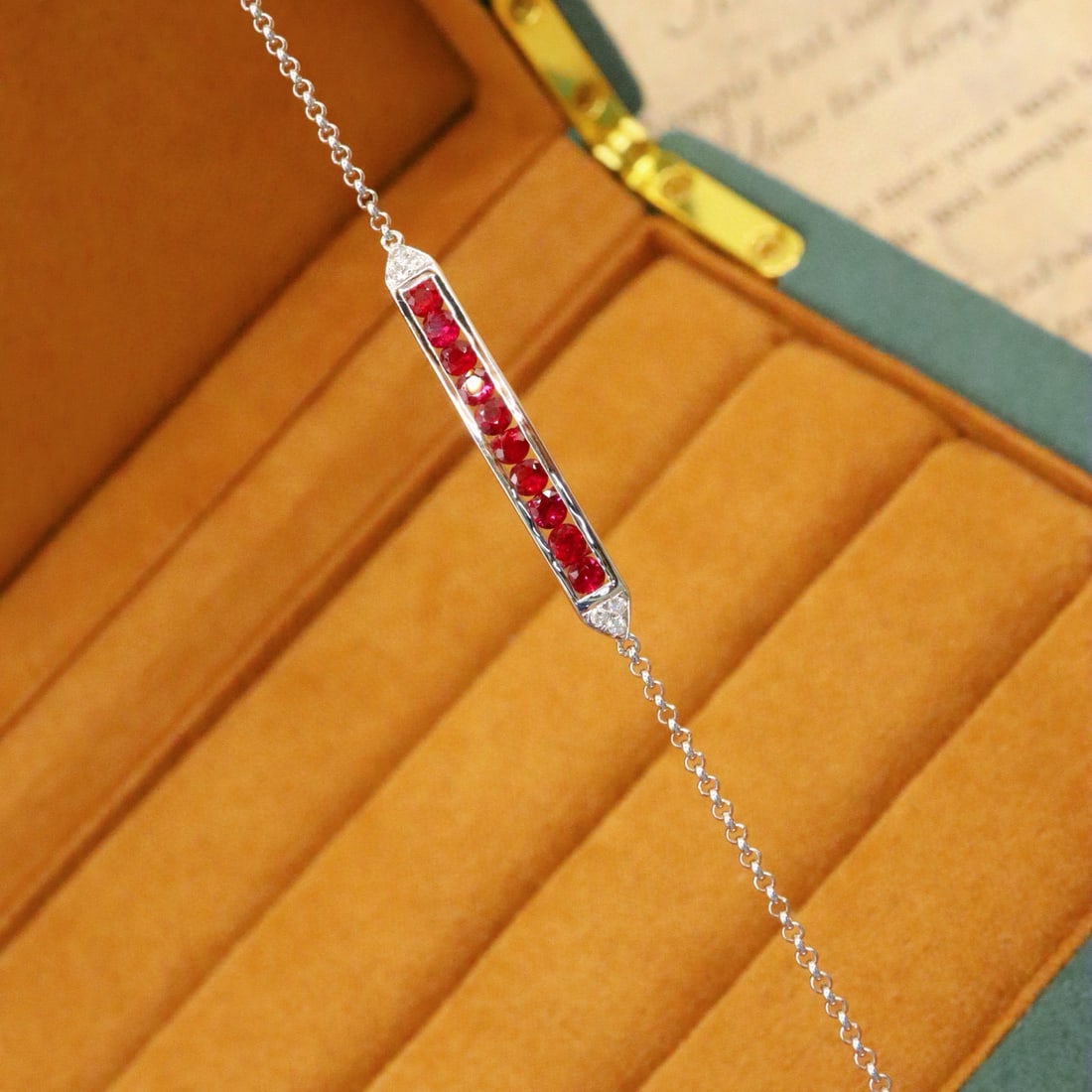 14k Gold 1.06 Ctw Natural Ruby & Diamond Bracelet: Ref:230954101 // gold content:14k gold // main gemstone:ruby // shape:round // carat weight:1. 0ct // color:red // treatment:natural // cut grade:g // // adjacent gemstone 2 : diamond // number of