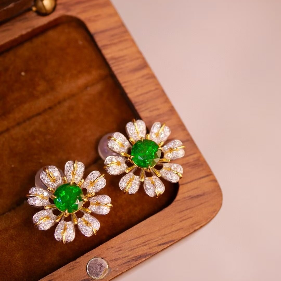 14k Gold 1.84 Ctw Vivid Green Natural Tsavorite & Diamond & Flowers Earrings: Ref:230954108 // gold content:14k gold // main gemstone:tsavorite // shape:round // carat weight:1. 36ct // color:vivid green // treatment:natural // cut grade:g // // adjacent gemstone 2 : diamond