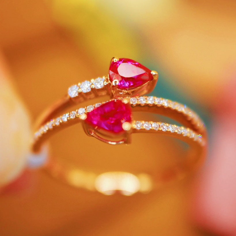 14k Gold 0.80 Ctw Natural Ruby & Diamond Ring - 4