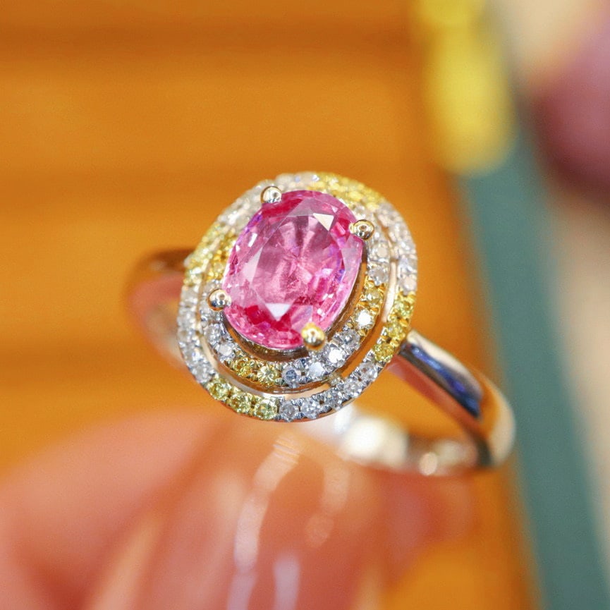 14k Gold 1.25 Ctw Natural Padparadscha Sapphire & Diamond Ring - 2