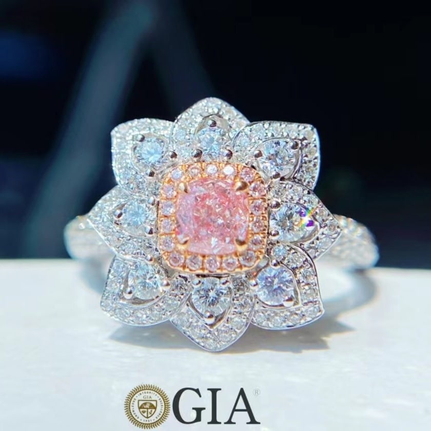 Gia Certified 14k Gold 0.93 Ctw Natural Pink Diamond & Diamond Ring: Ref:230954124 // gold content:14k gold // ring size:7. 25us // // main gemstone:pink diamond // certified:gia // shape:cushion // carat weight:0. 30ct // clarity grade:si2 // color:pink //