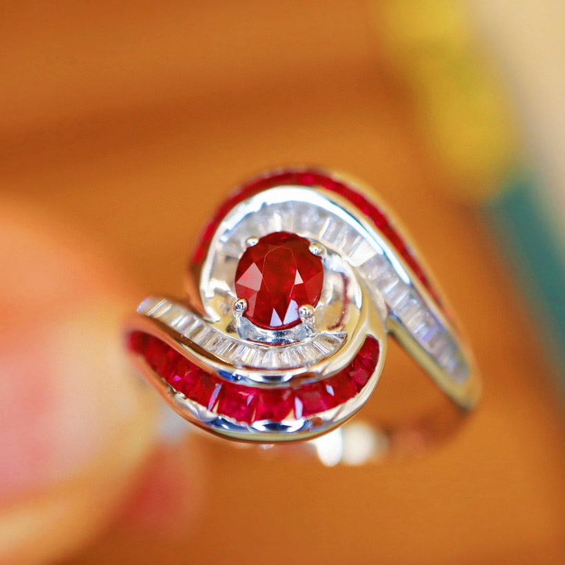 14k Gold 0.77 Ctw Natural Ruby & Diamond Ring - 3