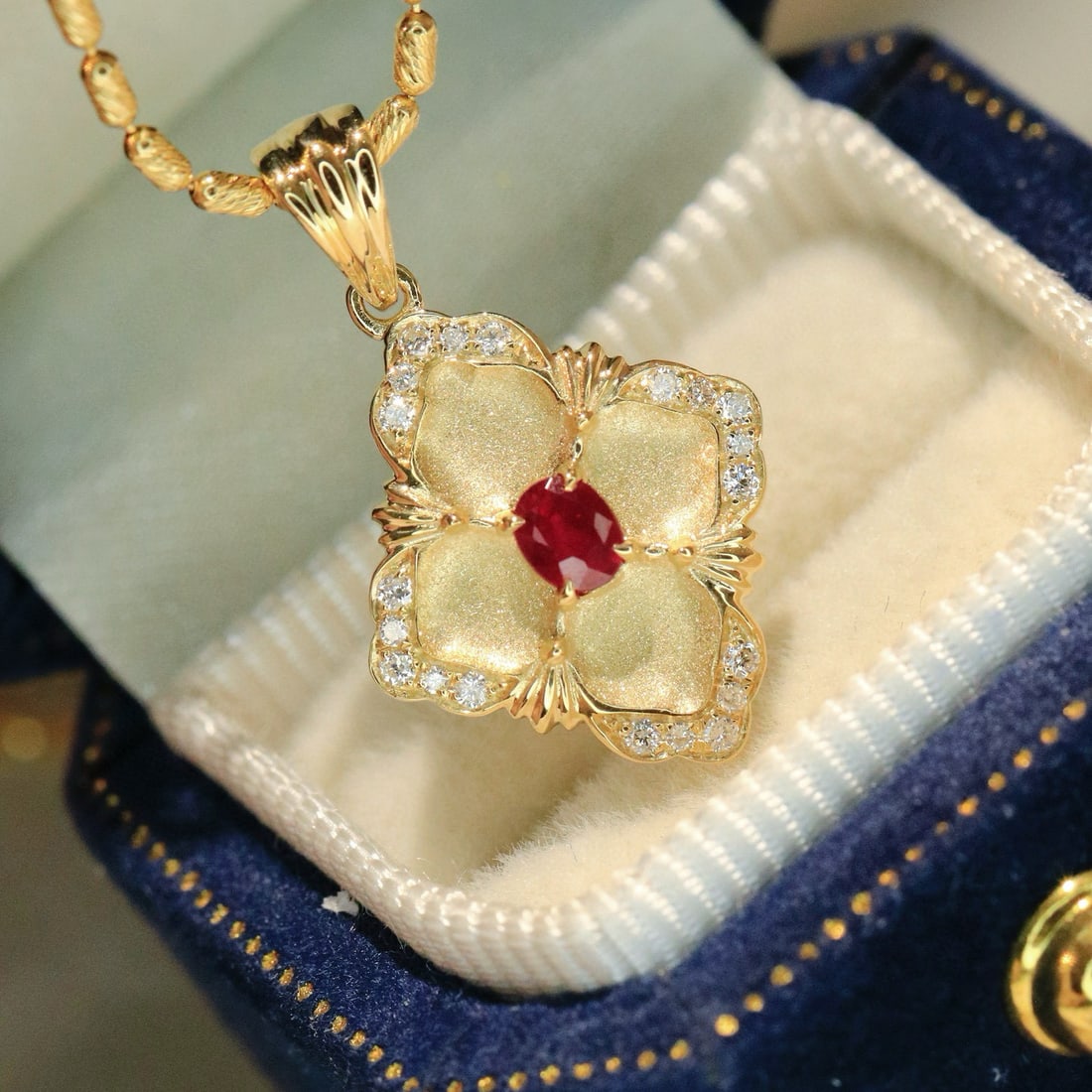 14k Gold 0.29 Ctw Vivid Red Natural Ruby & Diamond Pendant( Without Chain ) - 7