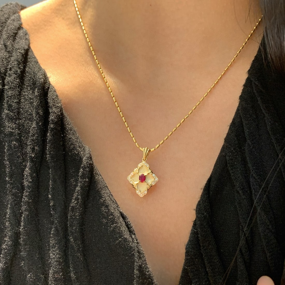 14k Gold 0.29 Ctw Vivid Red Natural Ruby & Diamond Pendant( Without Chain ) - 9