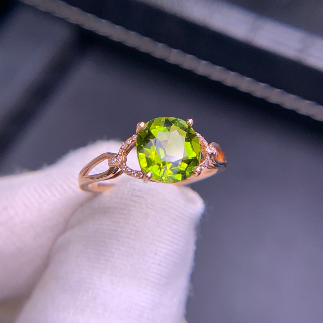 14k Gold 1.9 Ct Natural Tourmaline & Diamond Ring - 8