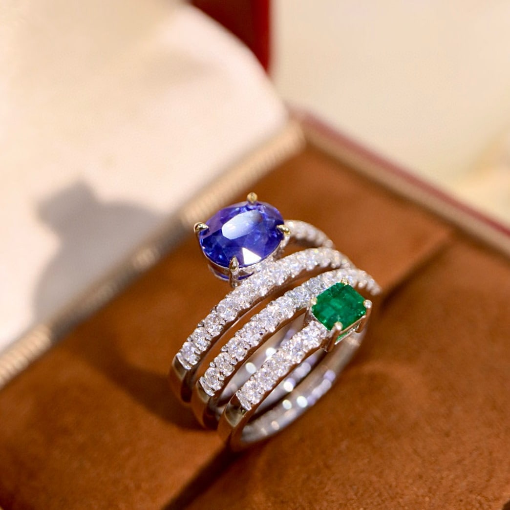14k Gold 2.11 Ctw Natural Sapphire & Emerald Ring - 7