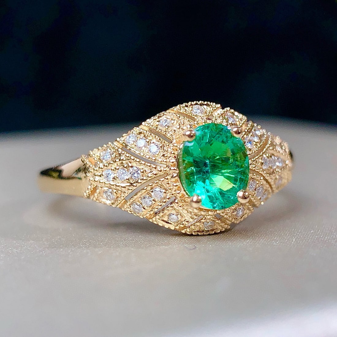 14k Gold 0.47 Ctw Natural Emerald & Diamond Ring - 3