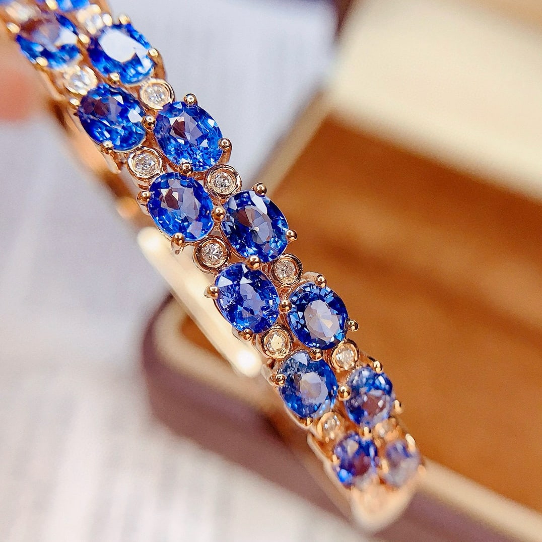 14k Gold 7.8 Ct Natural Sapphire & Diamond Bangle - 2