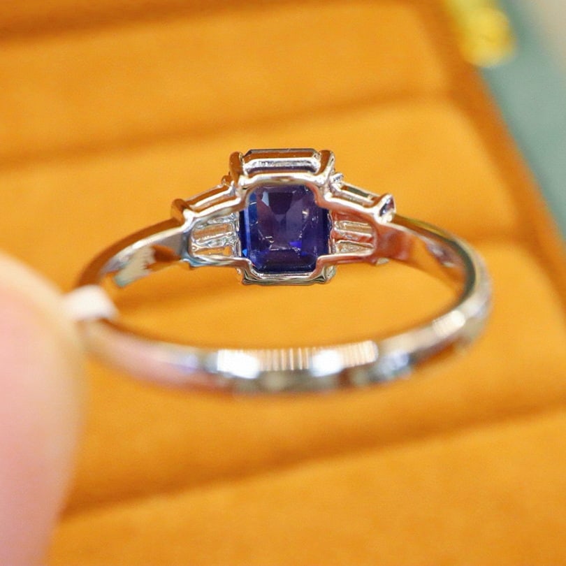 14k Gold 2.05 Ctw Natural Sapphire & Diamond Ring - 4