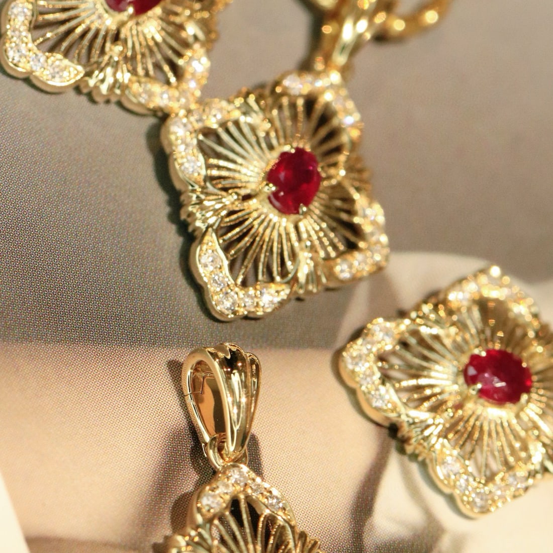 14k Gold 0.29 Ctw Natural Ruby & Diamond Pendant( Without Chain ) - 8