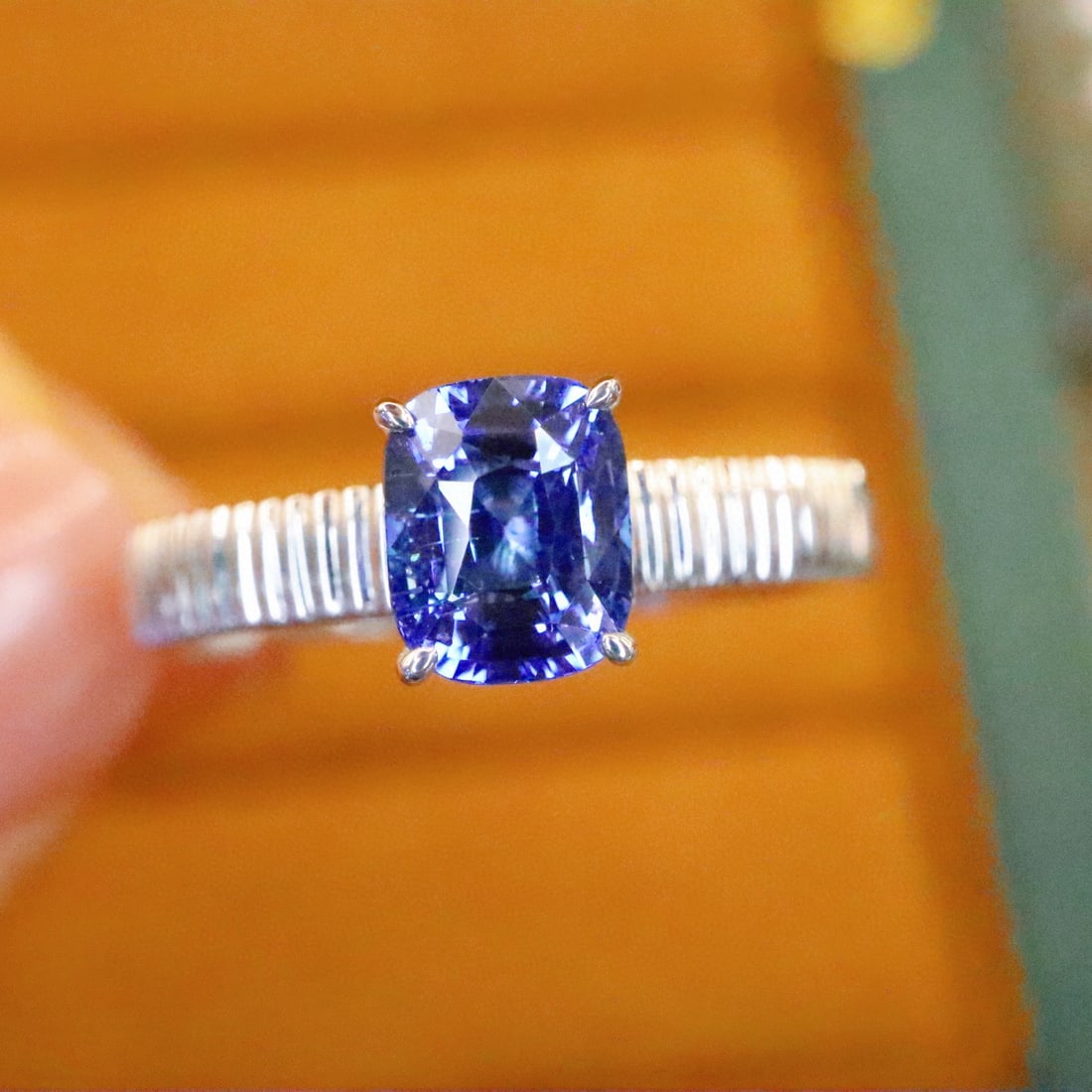 14k Gold 1.54 Ctw Natural Sapphire & Diamond Ring: Ref:230954228 // gold content:14k gold // ring size:7. 25us // // main gemstone:sapphire // shape:cushion // carat weight:1. 53ct // color:cornflower blue // treatment:natural // // adjacent