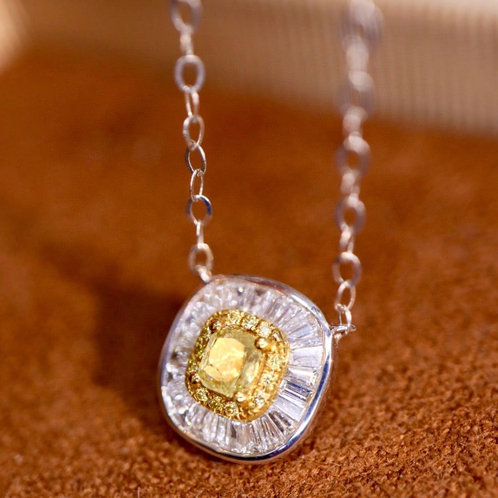 14k Gold 0.45 Ctw Natural Yellow Diamond & Diamond Necklace - 4