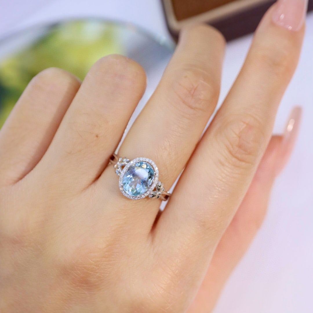 14k Gold 1.64 Ctw Natural Topaz & Diamond Ring - 6