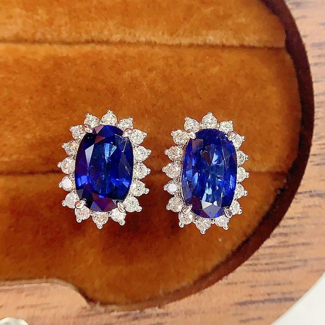14k Gold 2.6 Ct Natural Sapphire & Diamond Earrings - 2