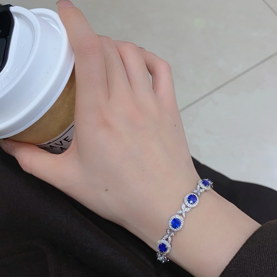 14k Gold 9.83 Ctw Vivid Blue Natural Sapphire & Diamond Bracelet - 2