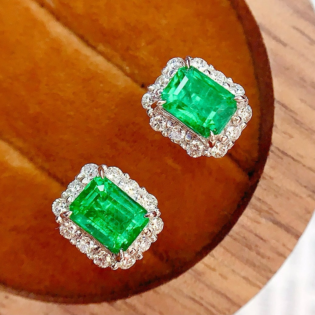 14k Gold 2.1 Ct Vivid Green Natural Emerald & Diamond Earrings - 5