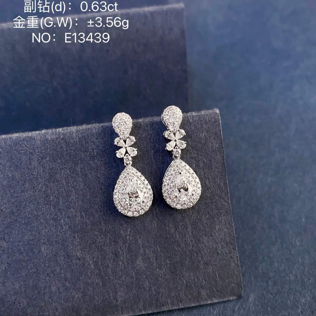 Gia Certified 14k Gold 1.23 Ctw Natural E Vs2 Pear Diamond Earrings - 7