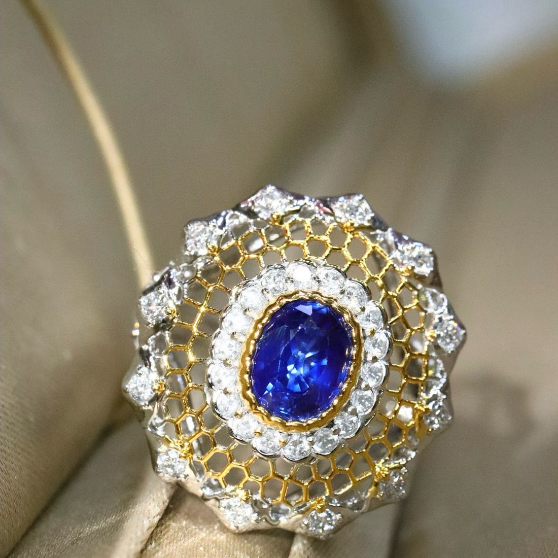 14k Gold 1.64 Ctw Natural Sapphire & Lab Grown Diamond Ring - 3