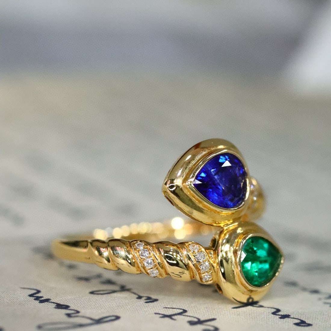 14k Gold 0.75 Ctw Natural Sapphire & Emerald & Toi Et Moi Ring - 4