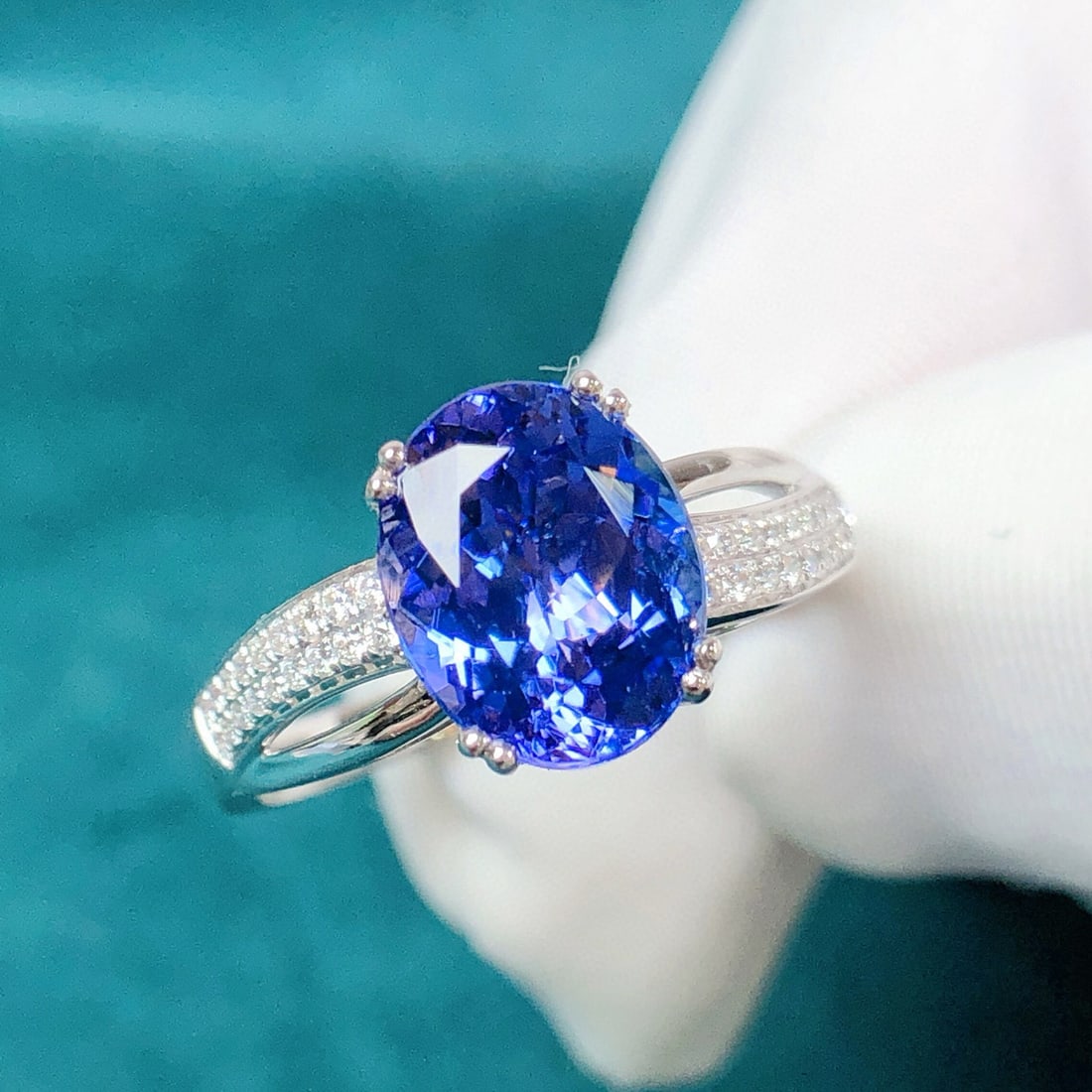 14k Gold 3.11 Ctw Natural Tanzanite & Diamond Ring - 5