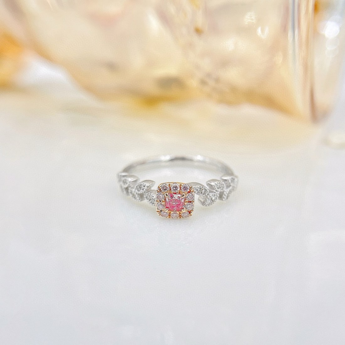 14k Gold 0.22 Ctw Natural Pink Diamond & Diamond Ring - 3