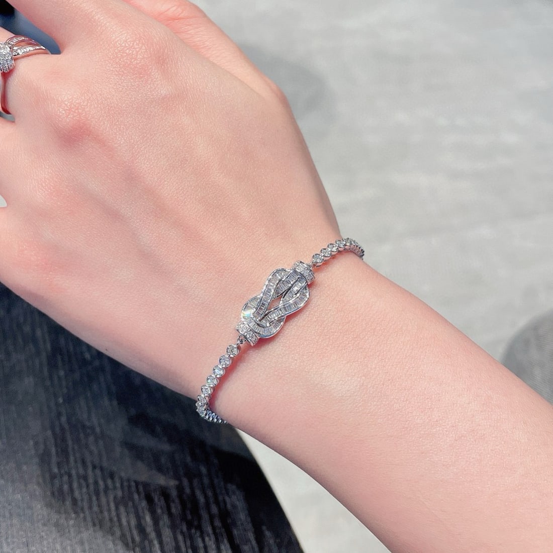 14k Gold 1.56 Ctw Natural H Diamond Bracelet - 2