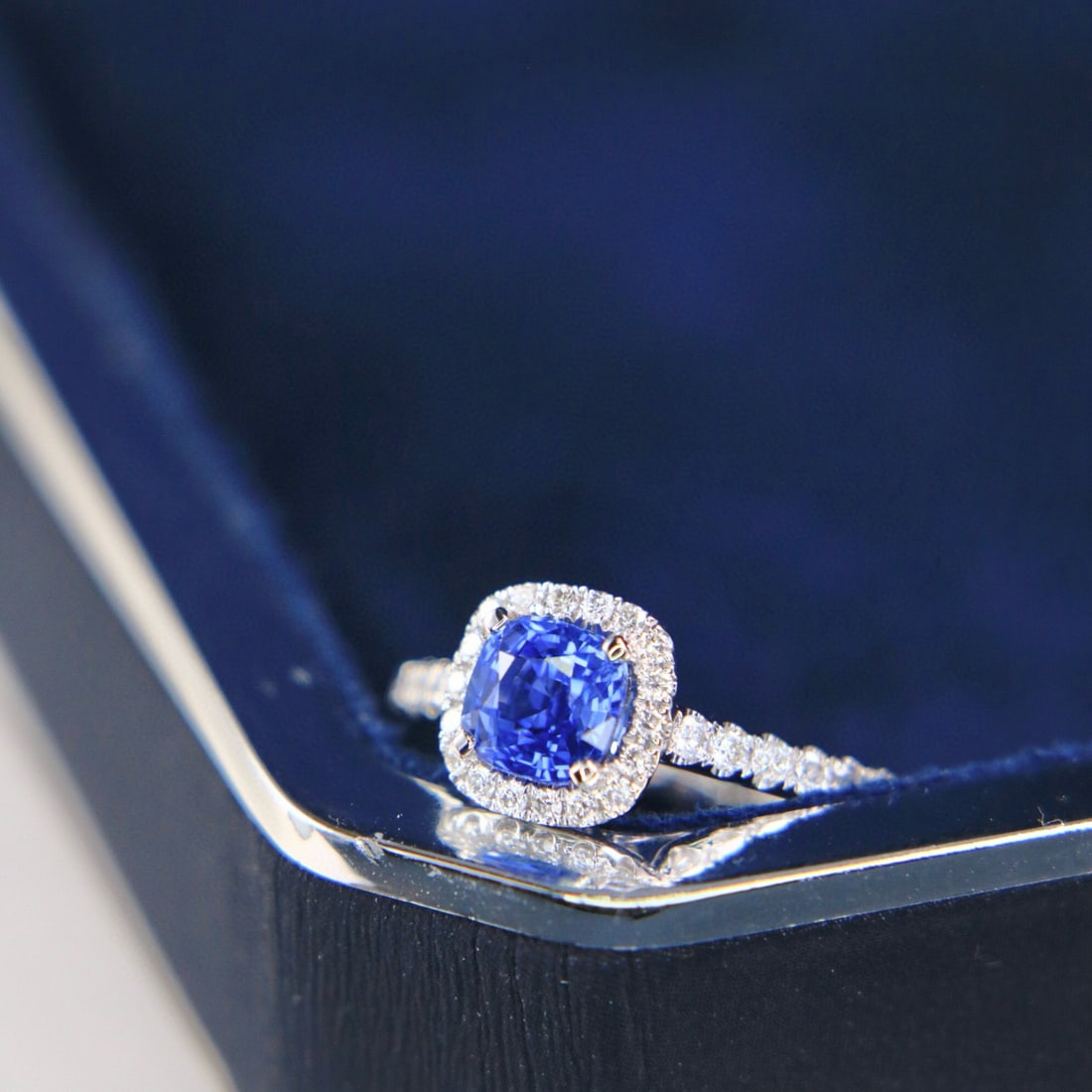 14k Gold 1.42 Ctw Natural Sapphire & Diamond Ring - 2