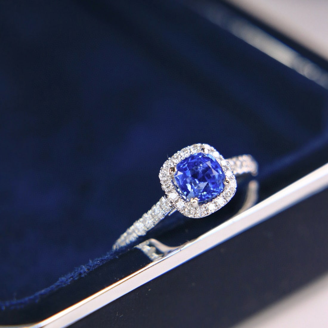 14k Gold 1.42 Ctw Natural Sapphire & Diamond Ring - 3