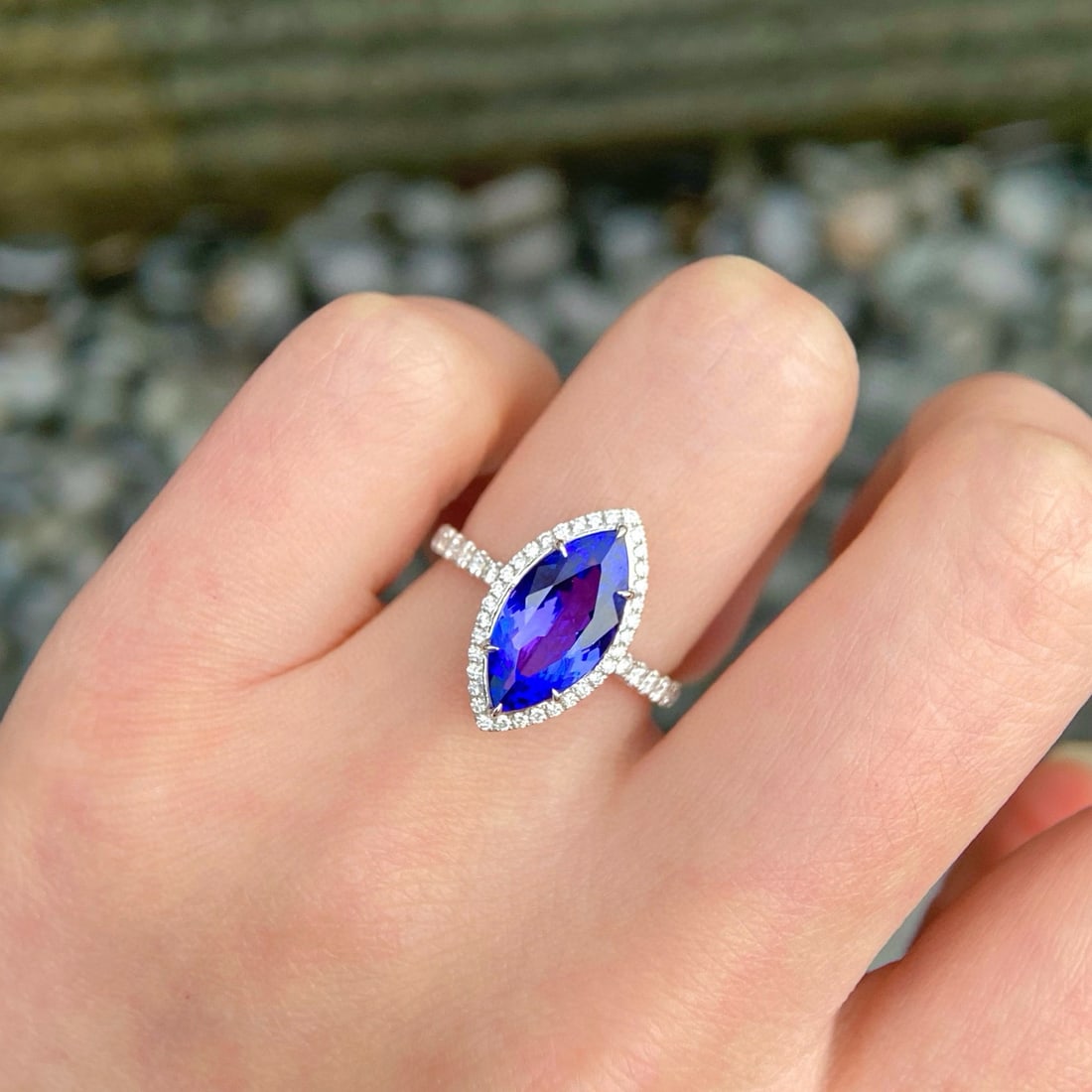 14k Gold 3.04 Ctw Natural Tanzanite & Diamond Ring - 4