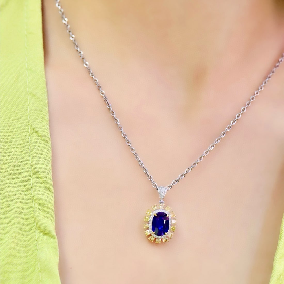 14k Gold 2.69 Ctw Vivid Blue Natural Sapphire & Diamond Pendant( Without Chain ) - 6