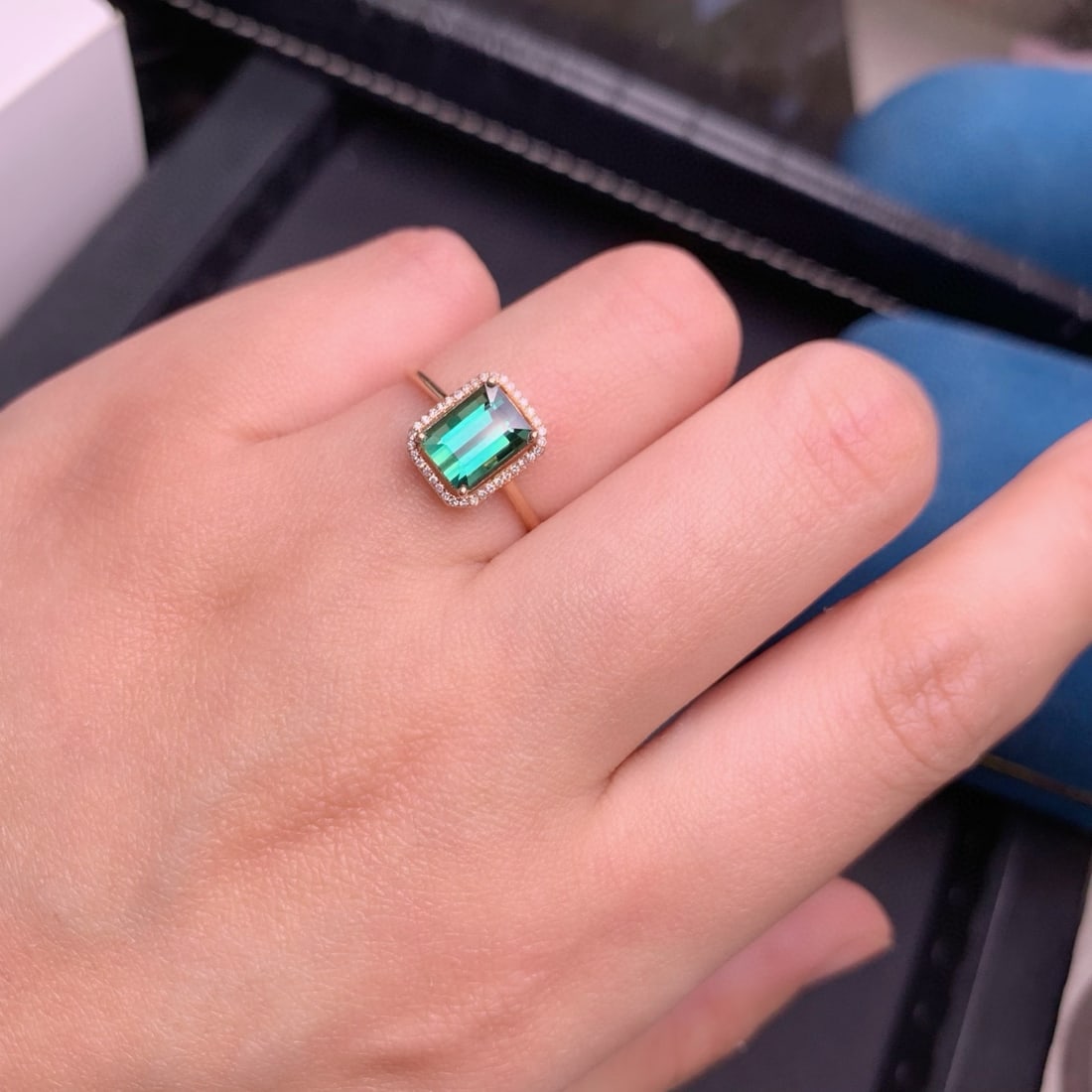 14k Gold 2.0 Ct Natural Tourmaline & Diamond Ring - 9