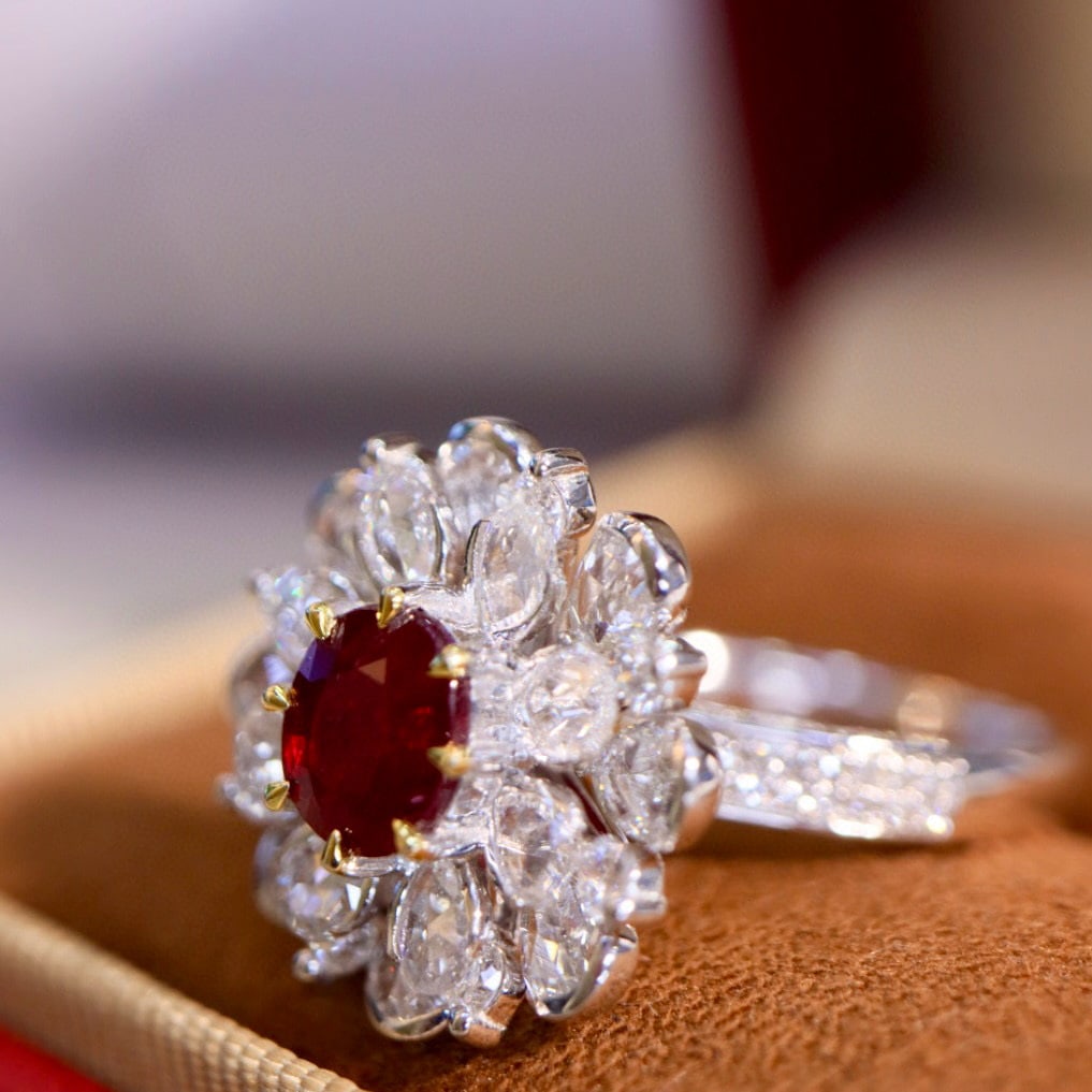 14k Gold 2.70 Ctw Natural Ruby & Diamond Ring - 5