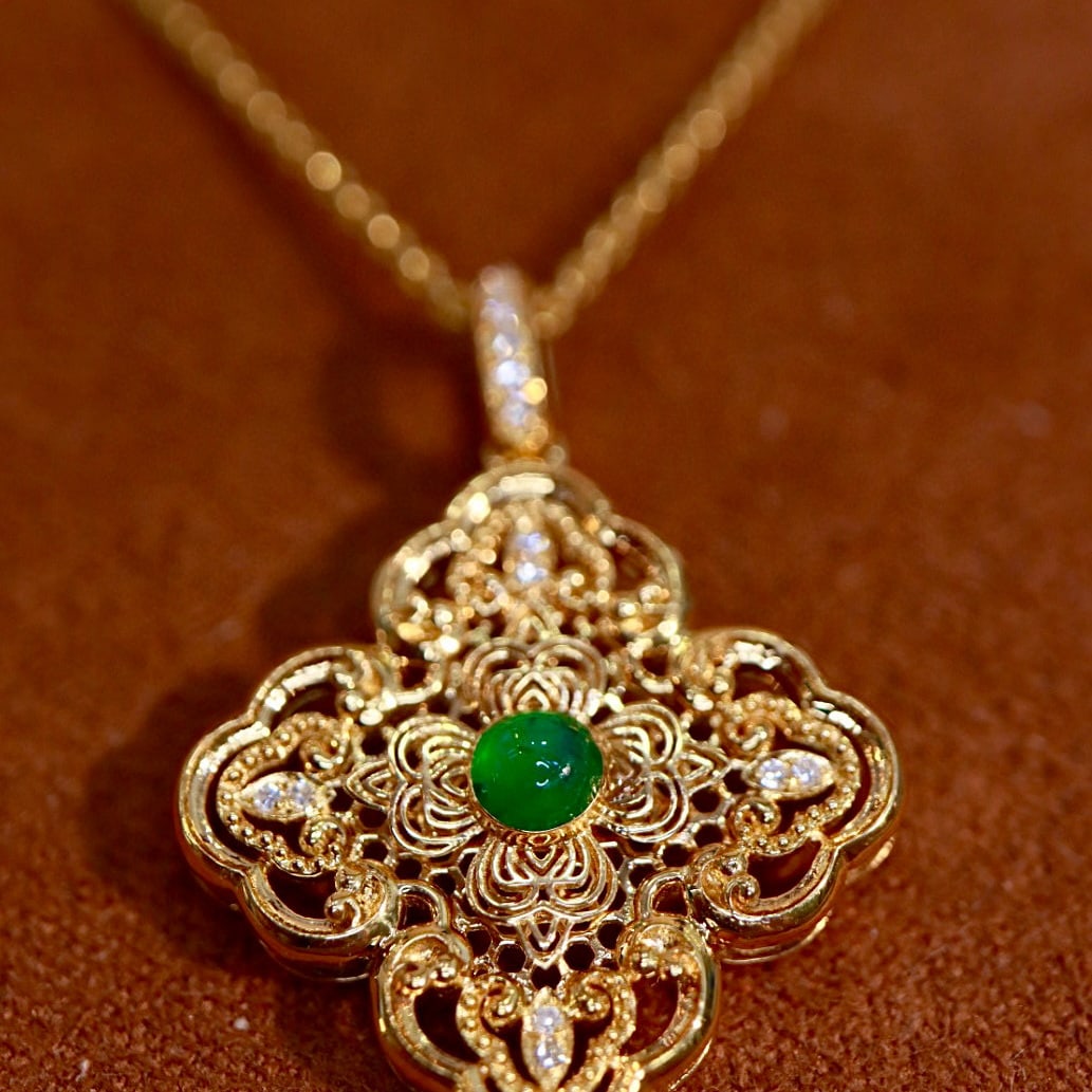 14k Gold 0.25 Ct Vivid Green Natural Emerald & Diamond Pendant( Without Chain ) - 2
