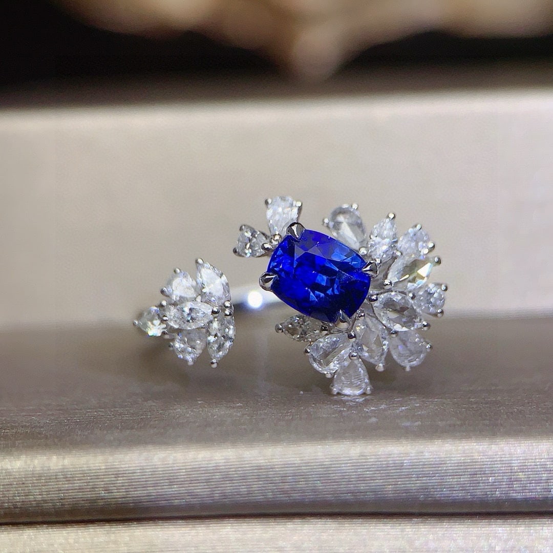 14k Gold 2.02 Ctw Natural Sapphire & Diamond Ring: Ref:230954425 // gold content:14k gold // ring size:7. 25us // // main gemstone:sapphire // shape:cushion // carat weight:1. 11ct // color:royal blue // treatment:natural // // adjacent gemstone 2 : d