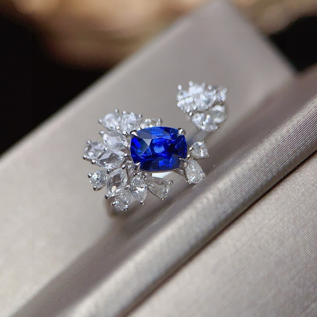 14k Gold 2.02 Ctw Natural Sapphire & Diamond Ring - 3