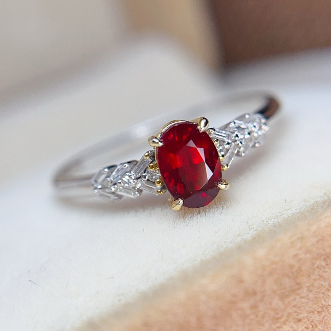 14k Gold 0.70 Ct Natural Ruby & Diamond Ring: Ref:230954428 // gold content:14k gold // ring size:7. 25us // // main gemstone:ruby // shape:oval // carat weight:0. 70ct // color:red // treatment:natural // // adjacent gemstone 2 : diamond // numb
