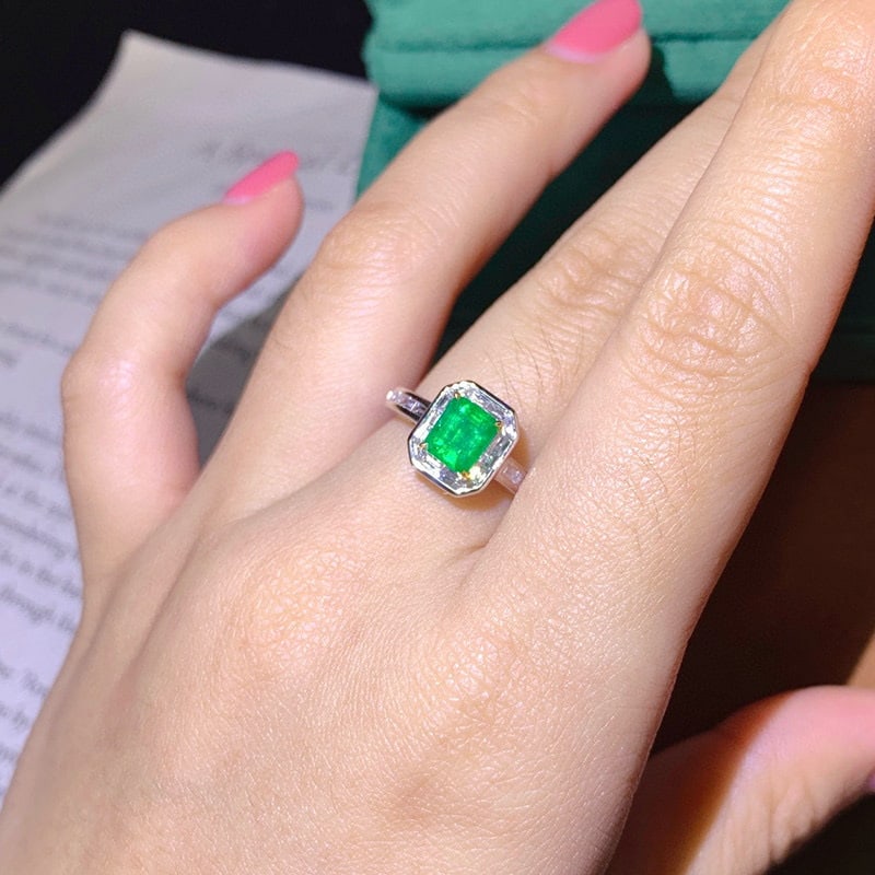 14k Gold 1.42 Ctw Vivid Green Natural Emerald & Diamond Ring - 5