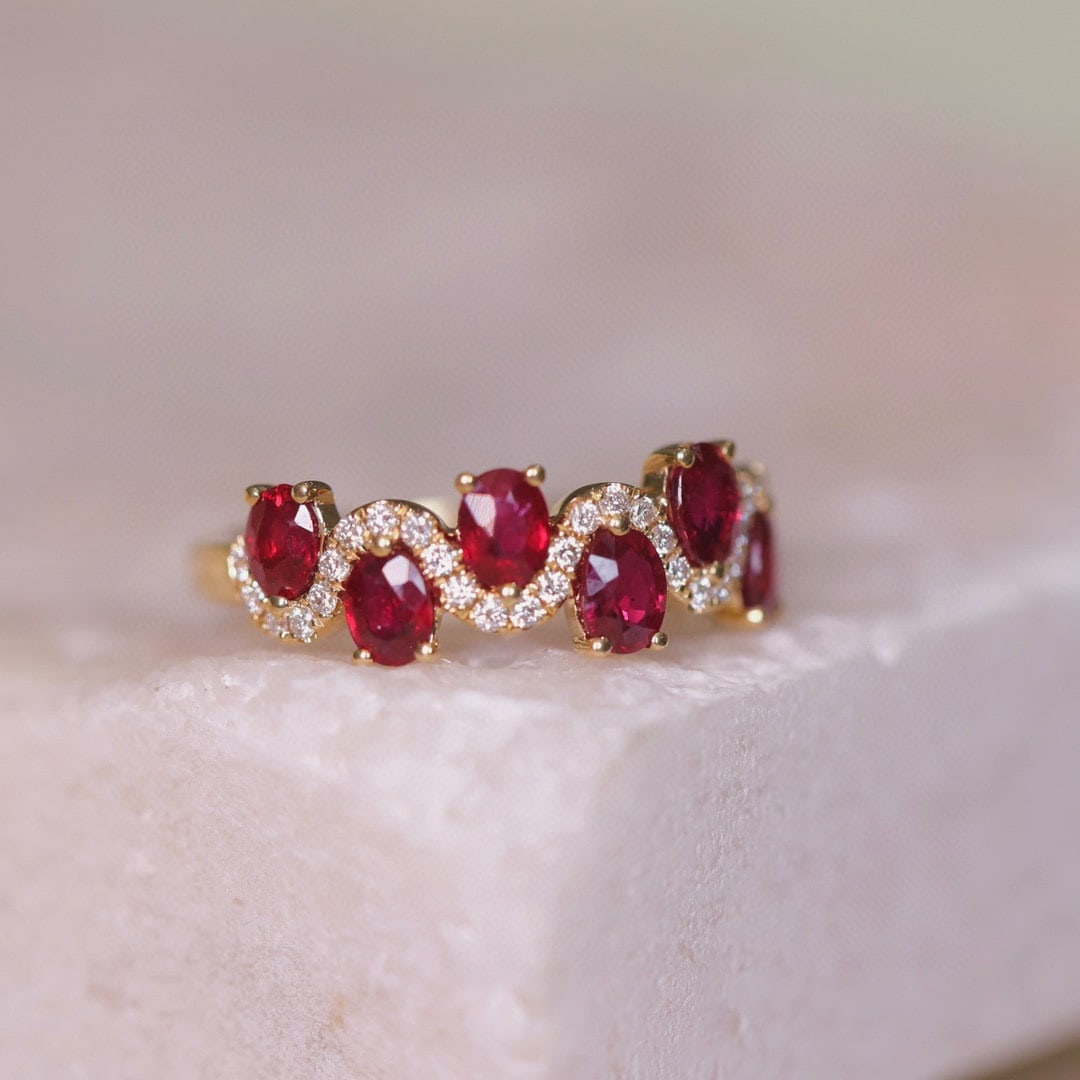 14k Gold 1.34 Ctw Natural Ruby & Diamond Ring: Ref:230955035 // gold content:14k gold // ring size:7. 25us // // main gemstone:ruby // shape:oval // carat weight:1. 19ct // color:red // treatment:natural // // adjacent gemstone 2 : diamond // shap