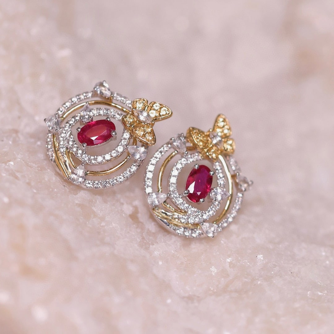 14k Gold 0.52 Ctw Natural Ruby & Diamond Earrings: Ref:230955037 // gold content:14k gold // main gemstone:ruby // shape:oval // carat weight:0. 51ct // color:red // treatment:natural // // adjacent gemstone 2 : diamond // shape:round // carat