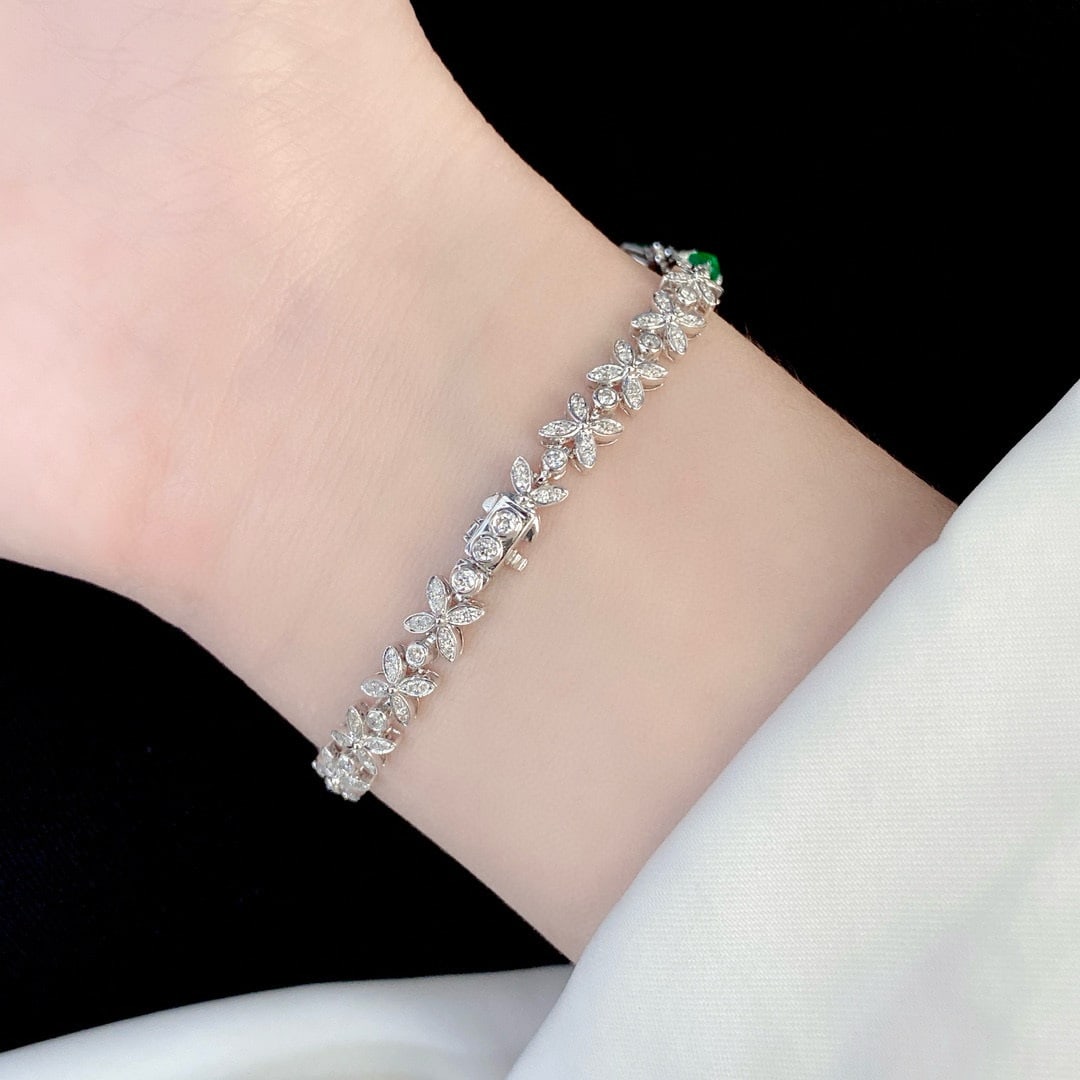 14k Gold 2.53 Ctw Vivid Green Natural Emerald & Diamond Bracelet - 7