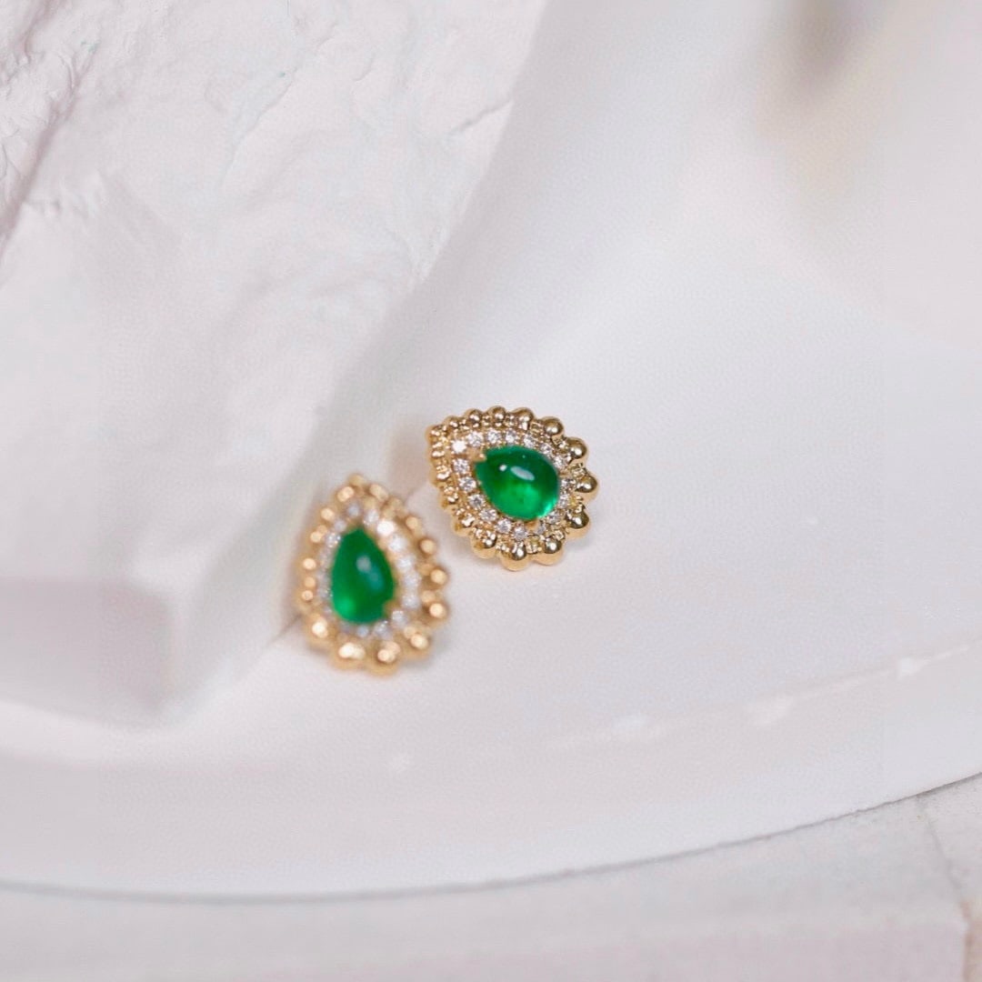 14k Gold 1.18 Ctw Vivid Green Natural Emerald & Diamond Earrings - 3