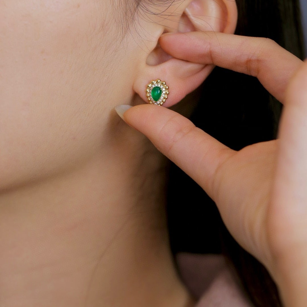 14k Gold 1.18 Ctw Vivid Green Natural Emerald & Diamond Earrings - 5