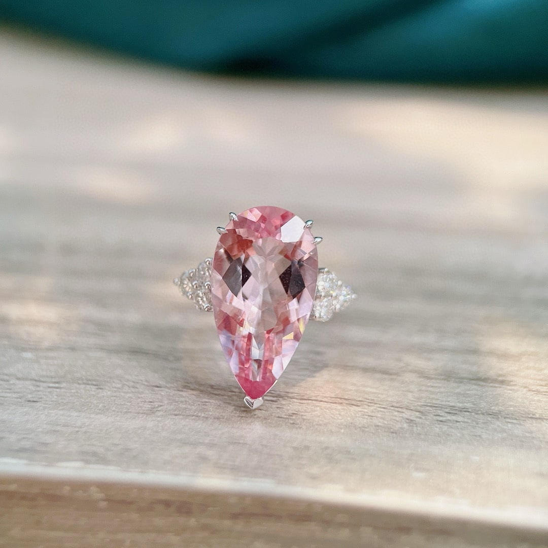 14k Gold 8.17 Ctw Natural Morganite & Diamond Ring: Ref:230955044 // gold content:14k gold // ring size:7. 25us // // main gemstone:morganite // shape:pear // carat weight:7. 69ct // color:cherry blossom color // treatment:natural // // adjacent